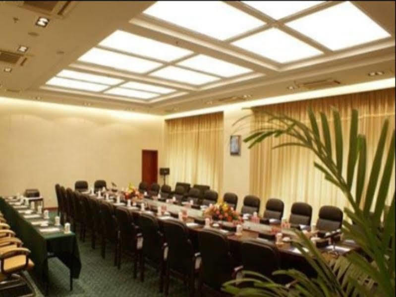 Vienna International Hotel Taicang Nanyang Plaza Kültér fotó