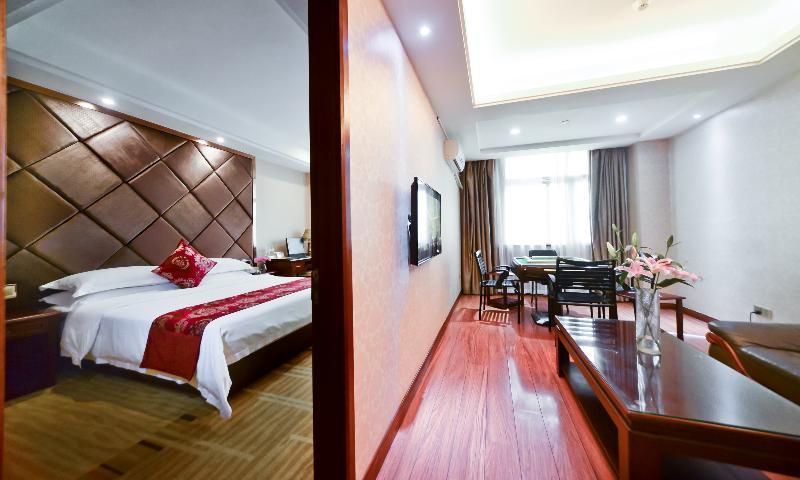 Vienna International Hotel Taicang Nanyang Plaza Kültér fotó